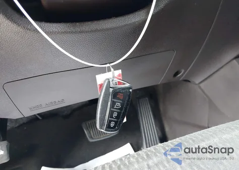 2018 Hyundai Santa Fe Sport 2.4L from USA, damaged, VIN 5NMZU3LB4JH097196